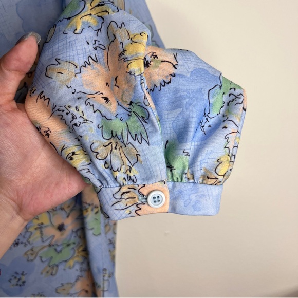 Vintage Floral Bow Tie Blouse - Picture 7 of 7